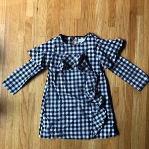 Zara size 6 NWOT gingham dress